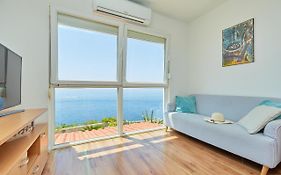Nice View Apartment